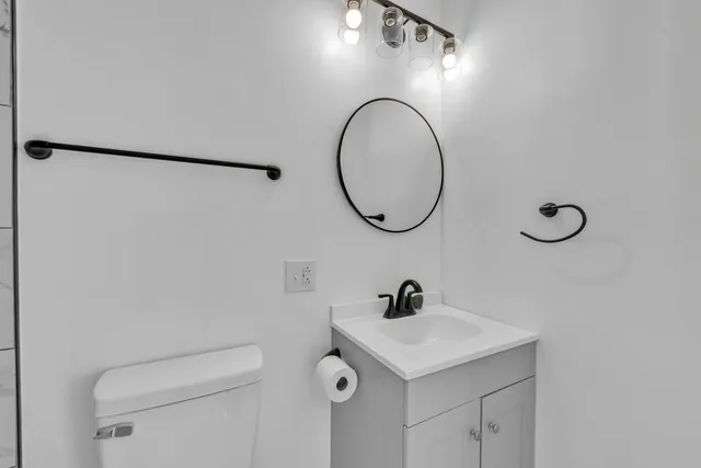 $324,900 | 7817 South Kenton Avenue, Chicago, IL 60652