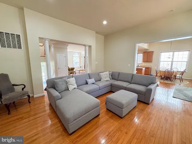 $5,500 | 198 Hidden Forest Court, Gaithersburg, MD 20877