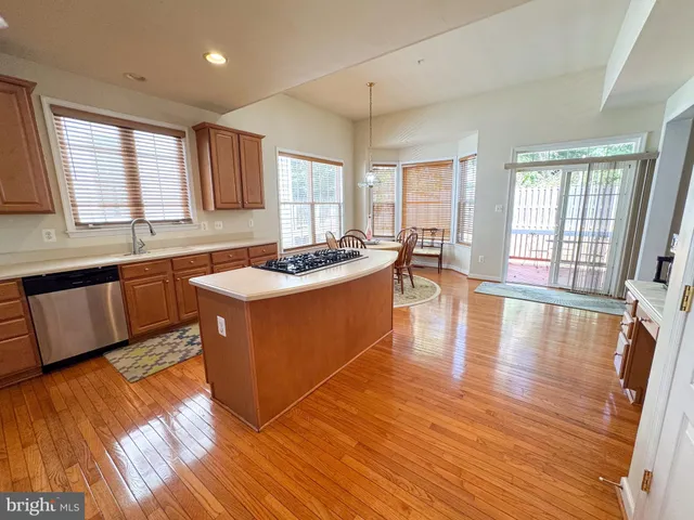 $5,500 | 198 Hidden Forest Court, Gaithersburg, MD 20877