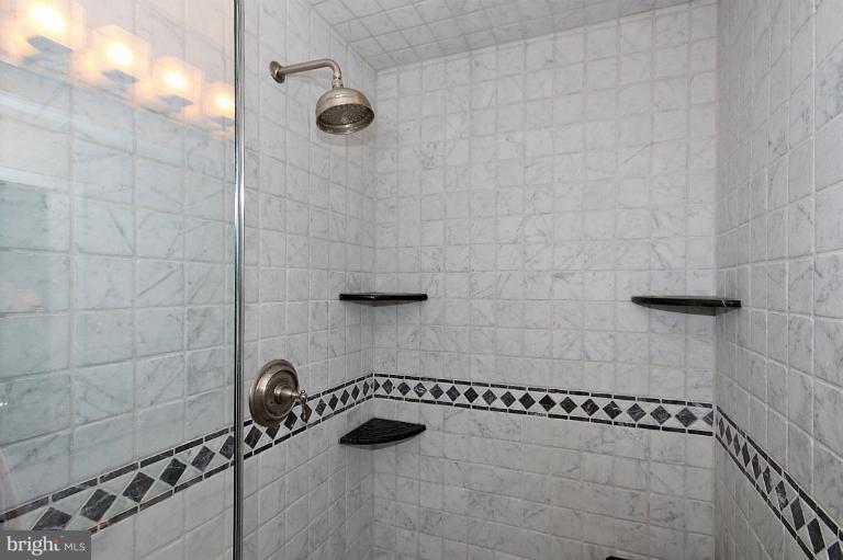 2003 Columbia Road Northwest, Unit NW Washington, DC 20009 - Photo 12 of 28 Bath (Master)