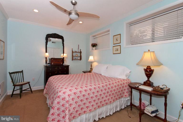 2003 Columbia Road Northwest, Unit NW Washington, DC 20009 - Photo 22 of 28 Bedroom (Master)