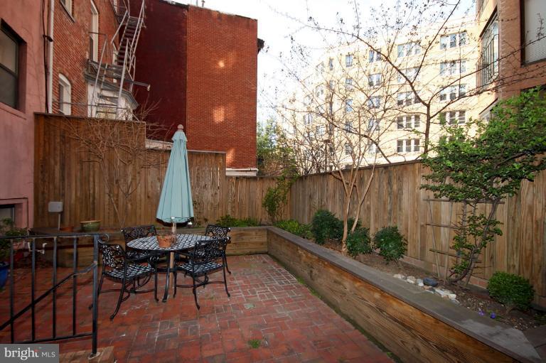 2003 Columbia Road Northwest, Unit NW Washington, DC 20009 - Photo 24 of 28 Exterior (Rear)
