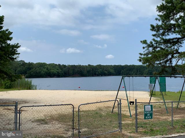12 Hawthorn Road Millville, NJ 08332 - Photo 27 of 28 Beach is walking distance from the home!