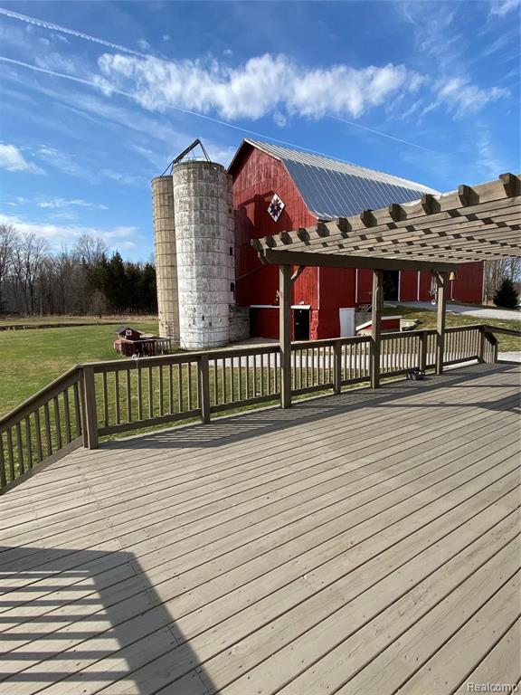 7124 East Pakes Road Crystal, MI 48818 - Photo 29 of 85