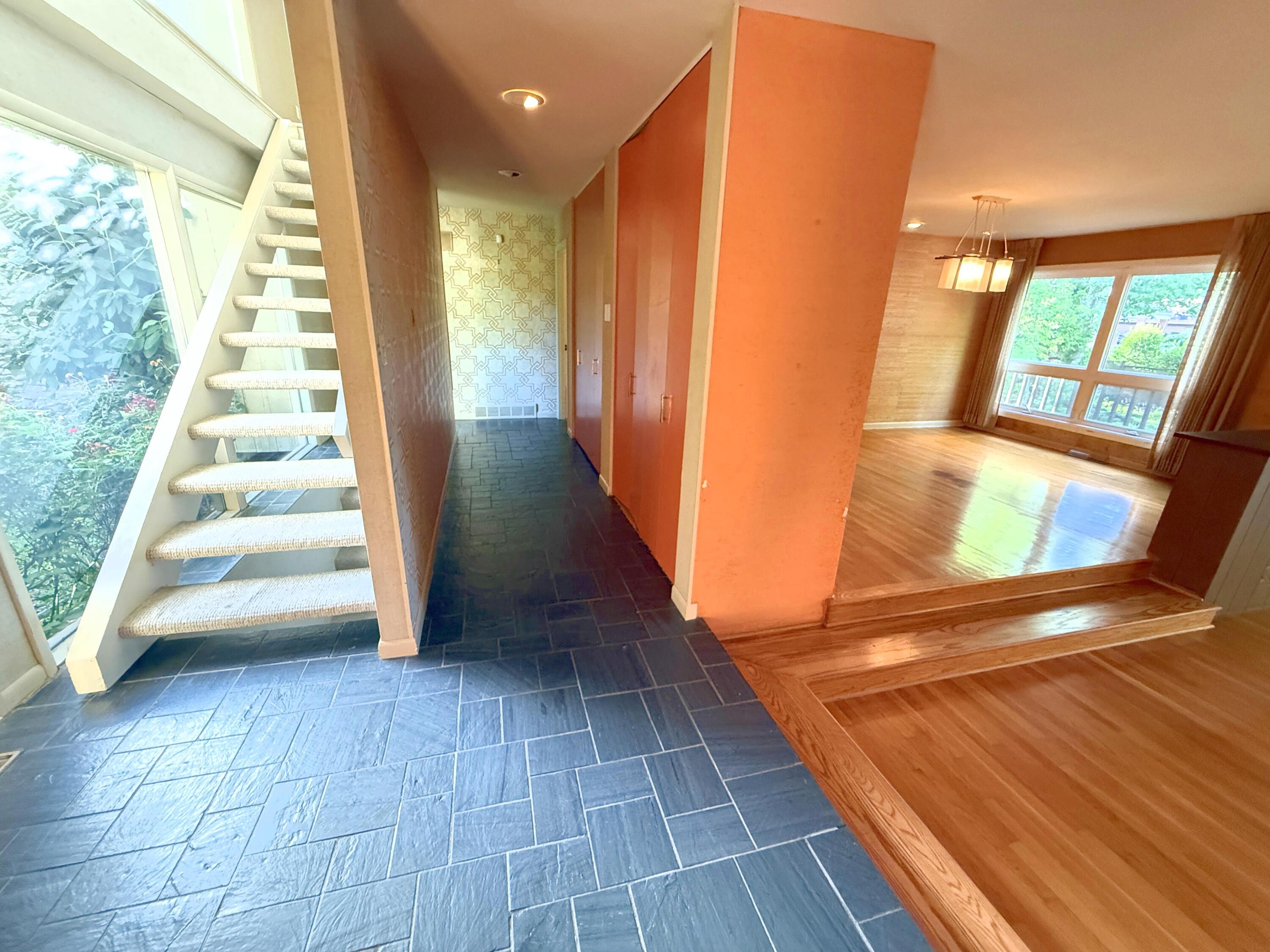 2049 Lakeside Drive Lexington, KY 40502 - Photo 14 of 63 1st Floor Central Hallway