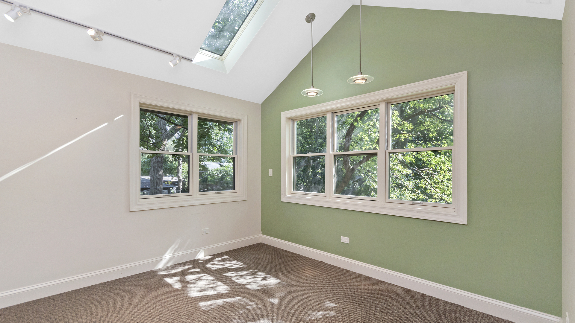 1228 Simpson Street Evanston, IL 60201 - Photo 18 of 33