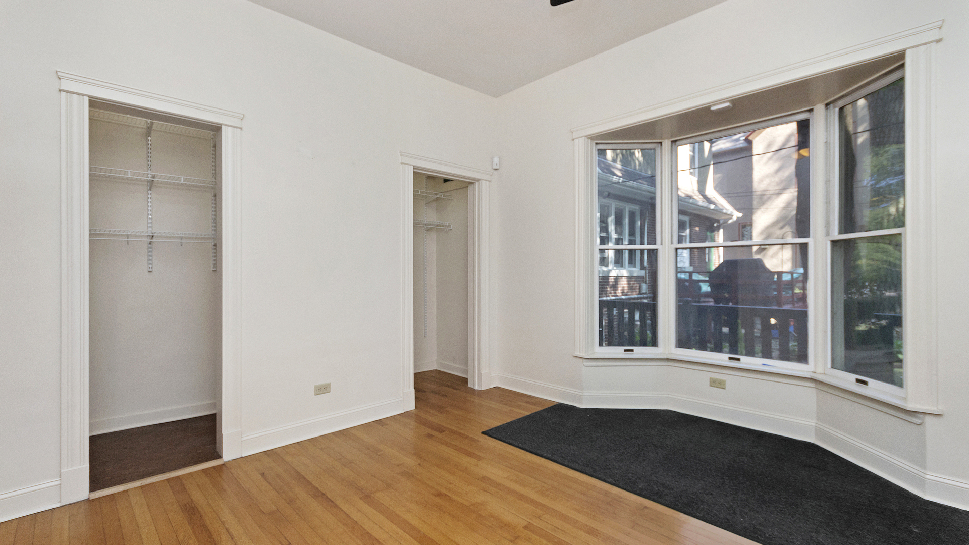 1228 Simpson Street Evanston, IL 60201 - Photo 20 of 33