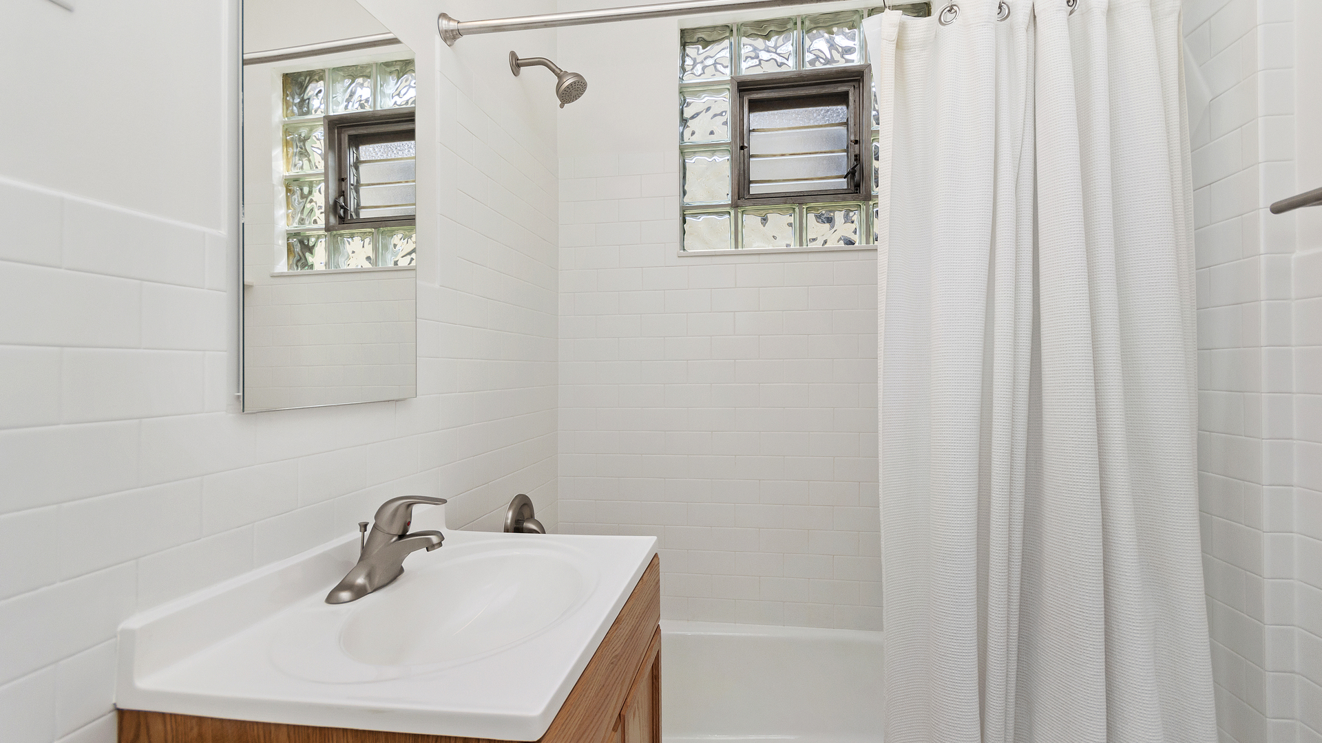 1228 Simpson Street Evanston, IL 60201 - Photo 28 of 33