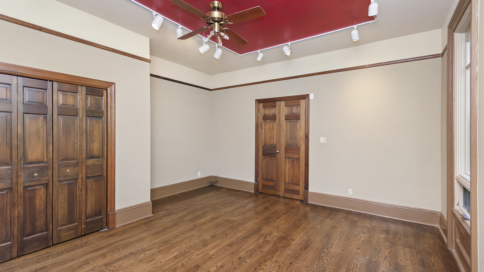 1228 Simpson Street Evanston, IL 60201 - Photo 6 of 33