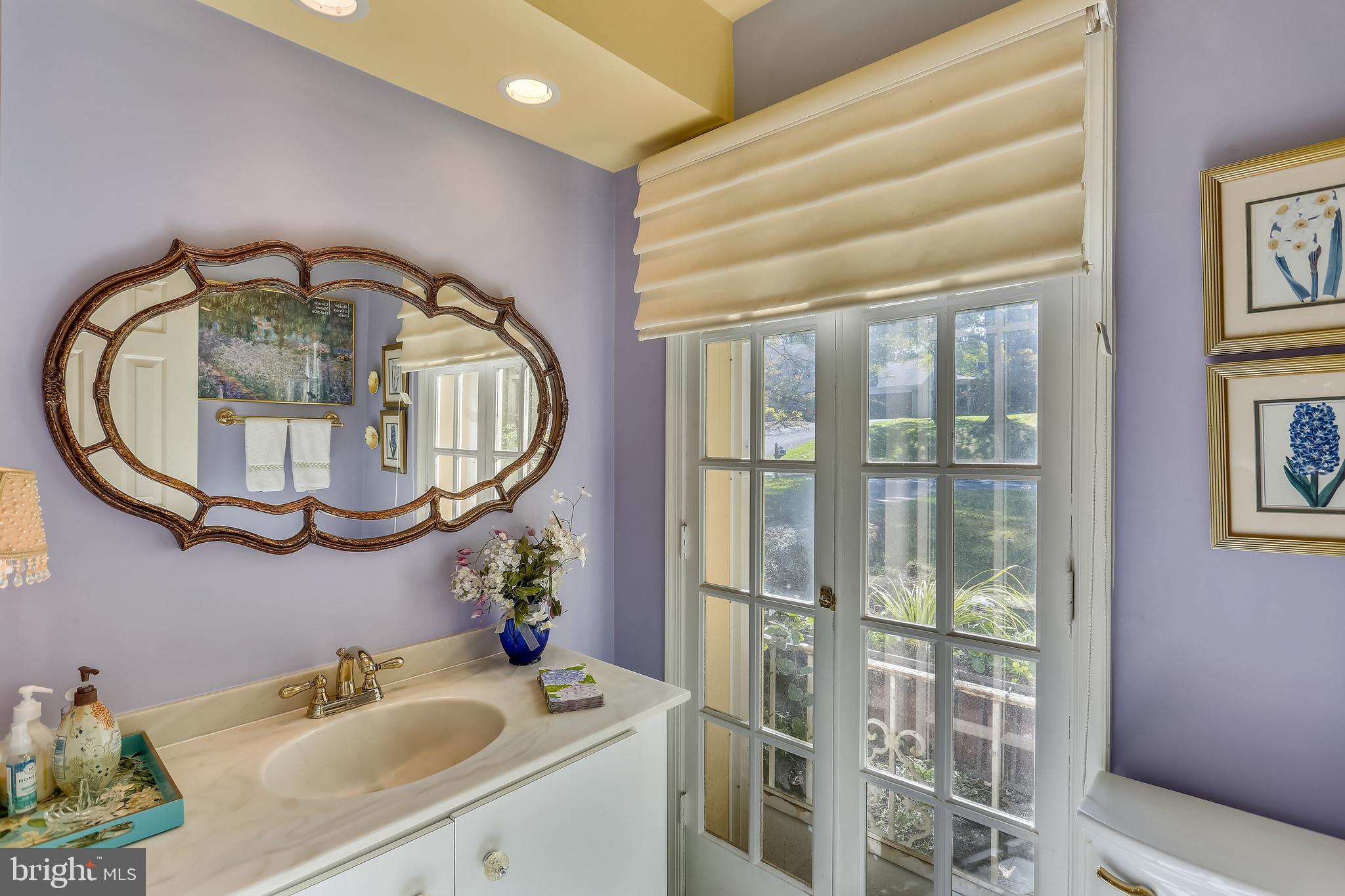 9225 Cranford Drive Potomac, MD 20854 - Photo 16 of 49 First floor Powder Room