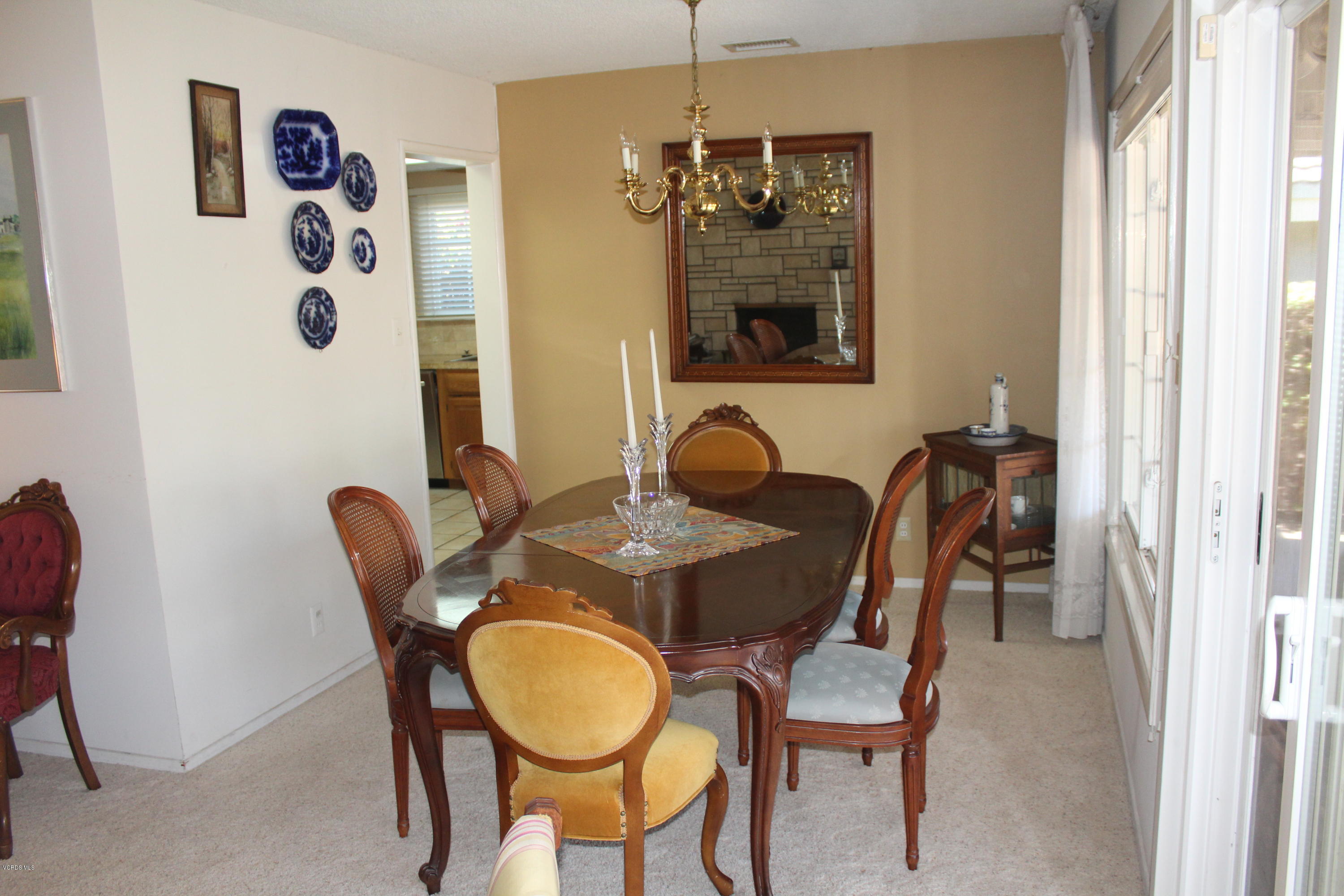 1219 West Roderick Avenue Oxnard, CA 93030 - Photo 6 of 15 a dining room with furniture and window