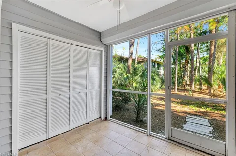 $250,000 | 1965 Courtyard Way, Unit E106, Naples, FL 34112