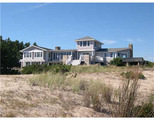 929 Champlin Road Block Island, RI 02807 - Photo 1 of 7 Exterior Front.