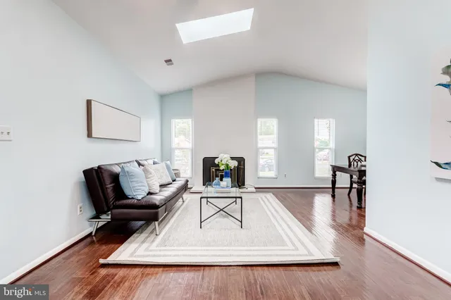 $625,000 | 316 Hanford Court, Sterling, VA 20164