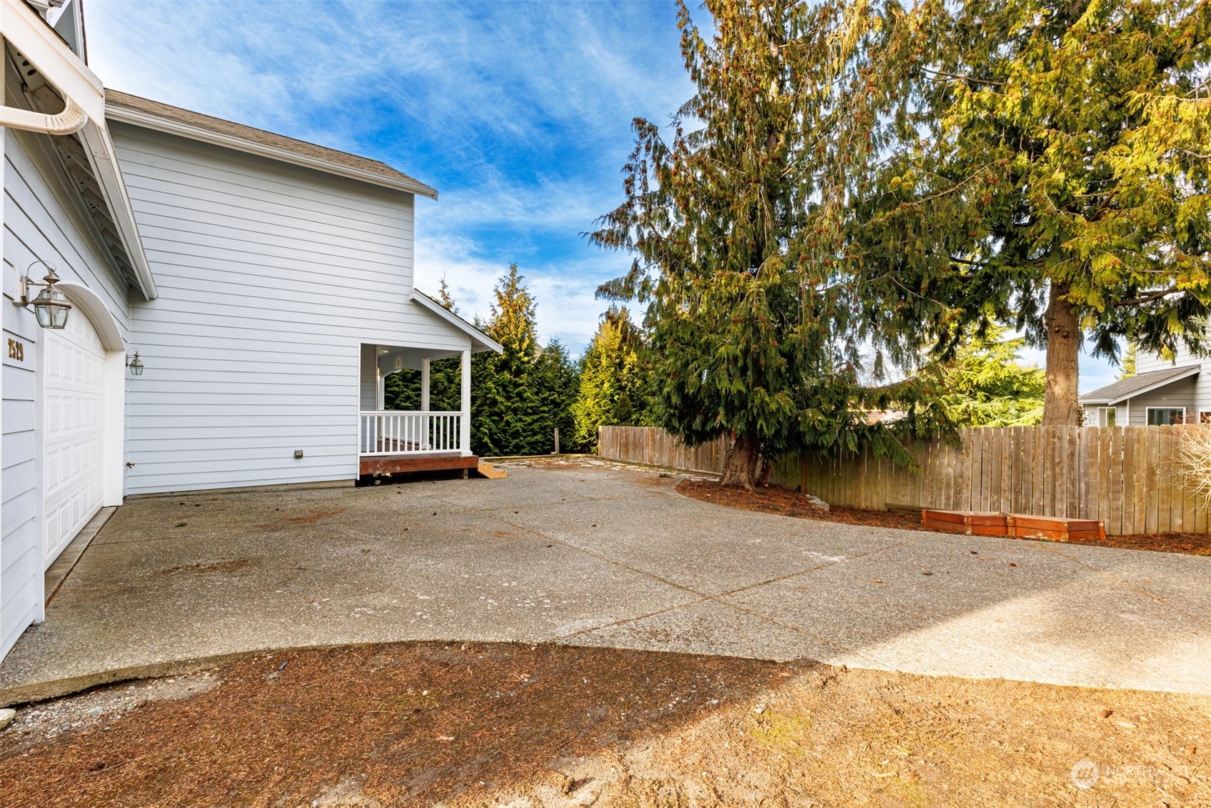 2529 Northwoods Loop Road Mount Vernon, WA 98273 - Photo 10 of 37 Gallery Image 10