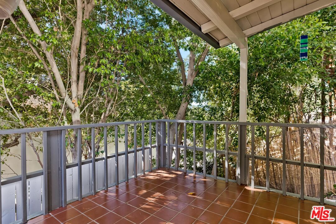 4221 Vanetta Drive Studio City, CA 91604 - Photo 18 of 41