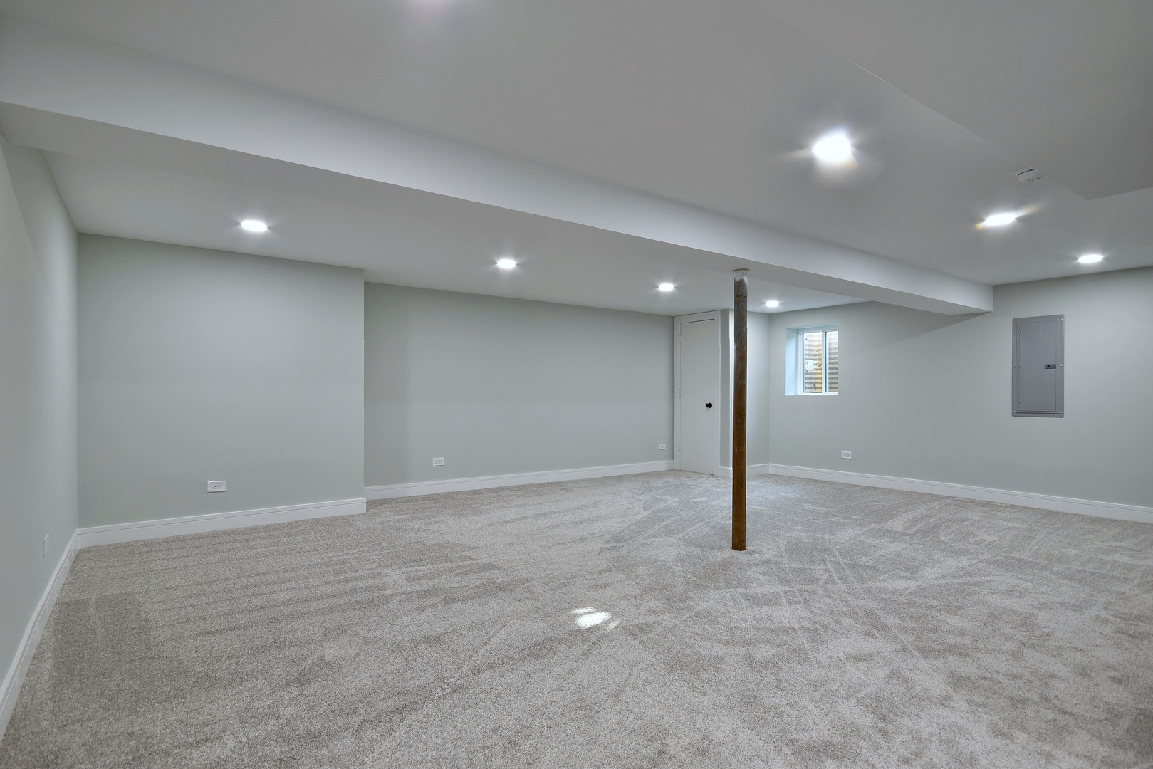 7609 Baker Court Darien, IL 60561 - Photo 39 of 39 a view of a room