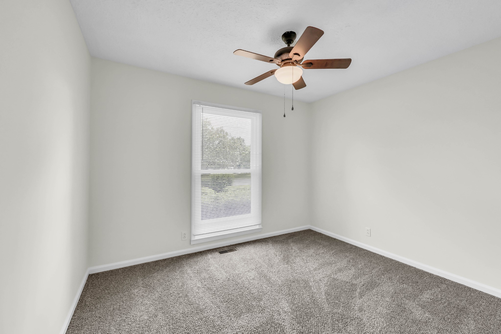 203 Orchard Road Clarksville, TN 37042 - Photo 14 of 23 Gallery Image 14