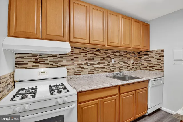 $1,600 | 7505 Riverdale Road, Unit 2039, Hyattsville, MD 20784