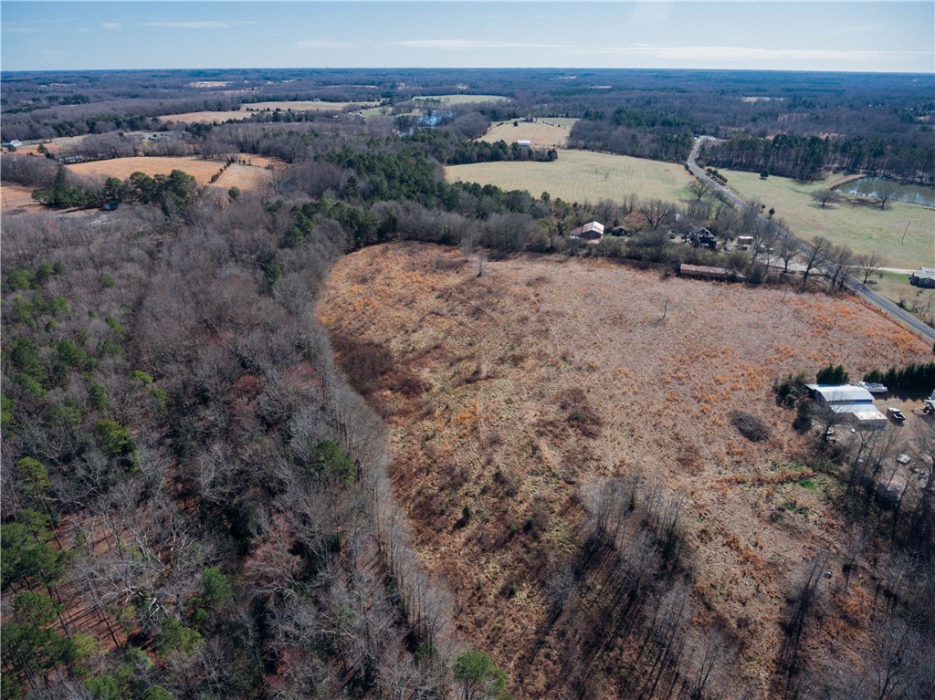 1423 Trail Road Belton, SC 29627 - Photo 19 of 24