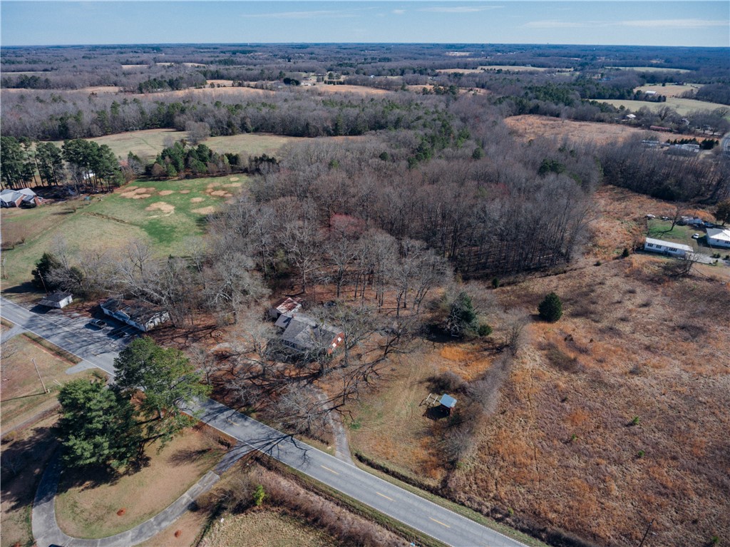 1423 Trail Road Belton, SC 29627 - Photo 20 of 24