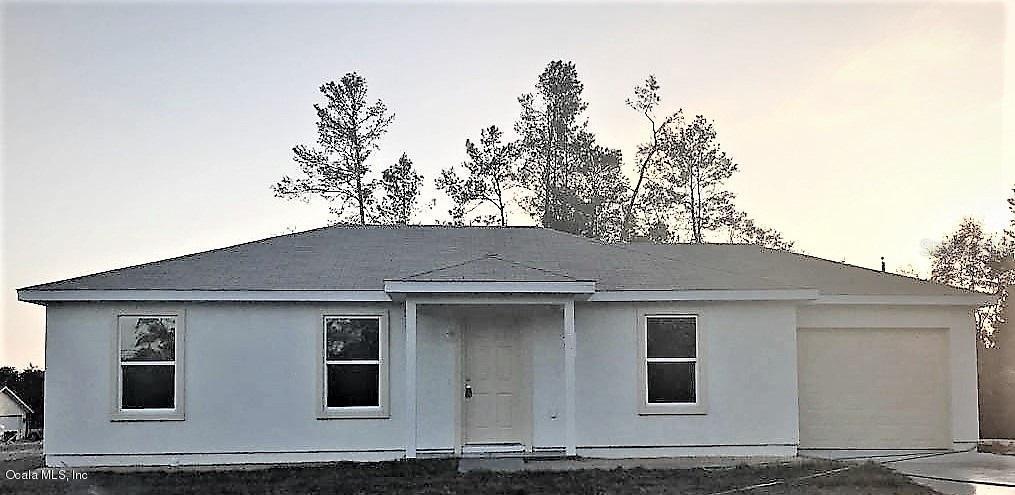 29 Spring Track Ocala, FL 34472 - Photo 1 of 1 a front view of house with yard