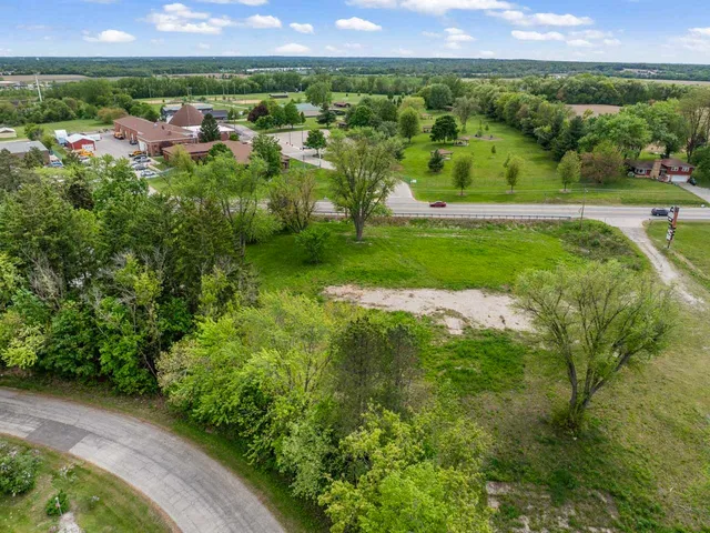 $650,000 | 3702 North Richmond Road, Johnsburg, IL 60051