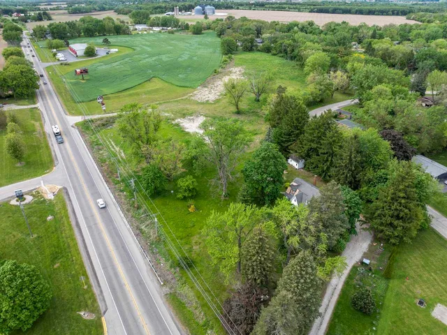 $650,000 | 3702 North Richmond Road, Johnsburg, IL 60051