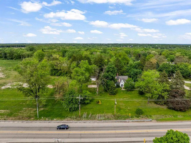 $650,000 | 3702 North Richmond Road, Johnsburg, IL 60051