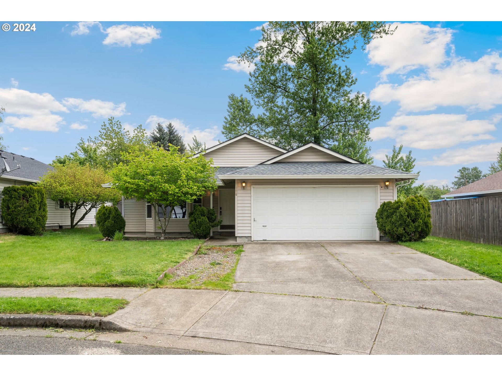 120 Oxford Road Longview, WA 98632 - Photo 1 of 28 Gallery Image 1