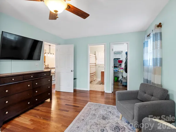 $649,000 | 26 Morrow Drive, Fairview, NC 28730