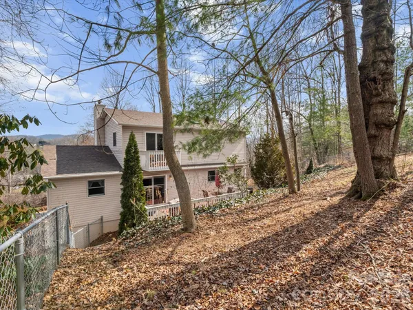 $649,000 | 26 Morrow Drive, Fairview, NC 28730