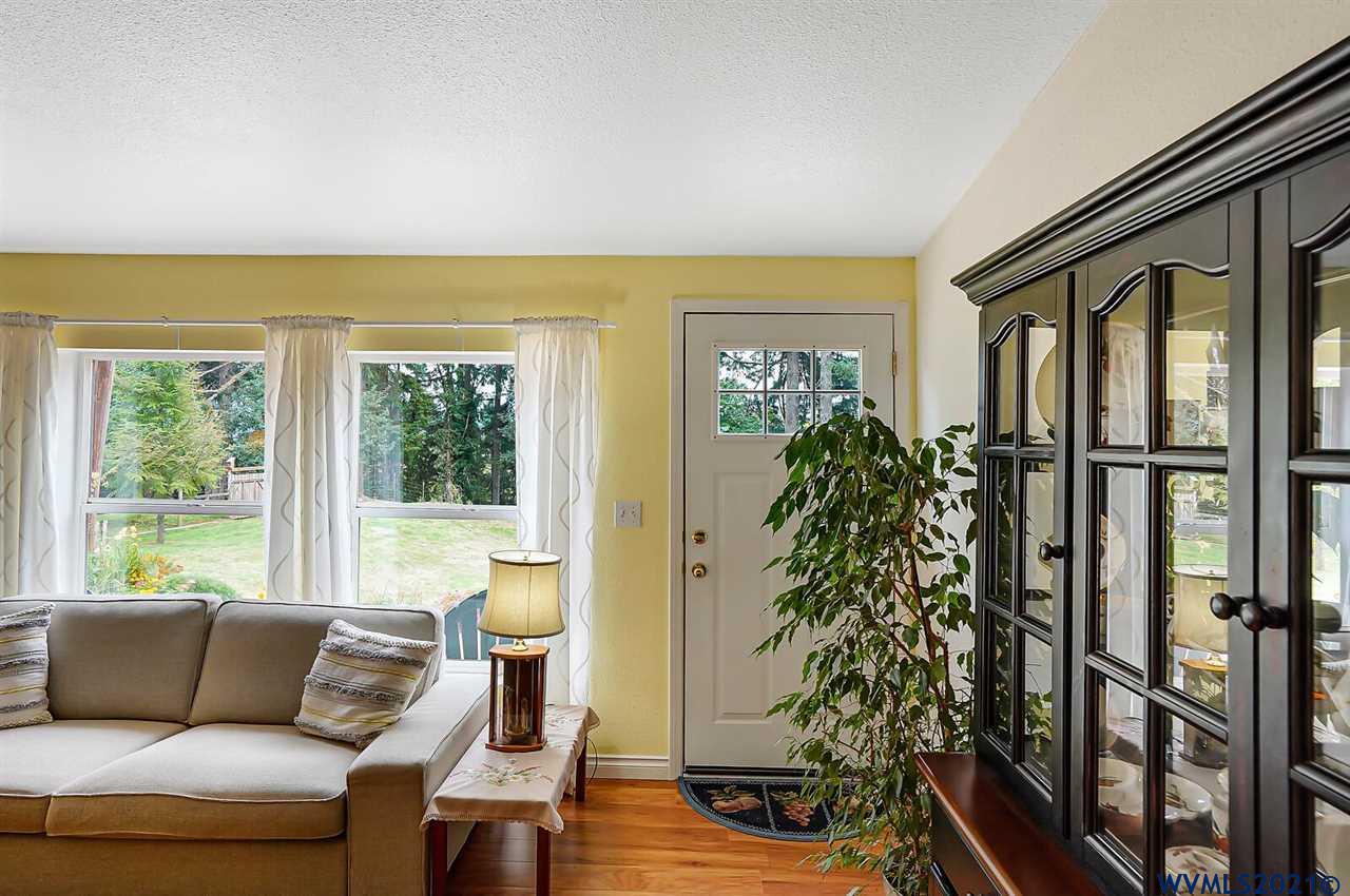 38893 Hungry Hill Road Scio, OR 97374 - Photo 5 of 42 Gallery Image 5