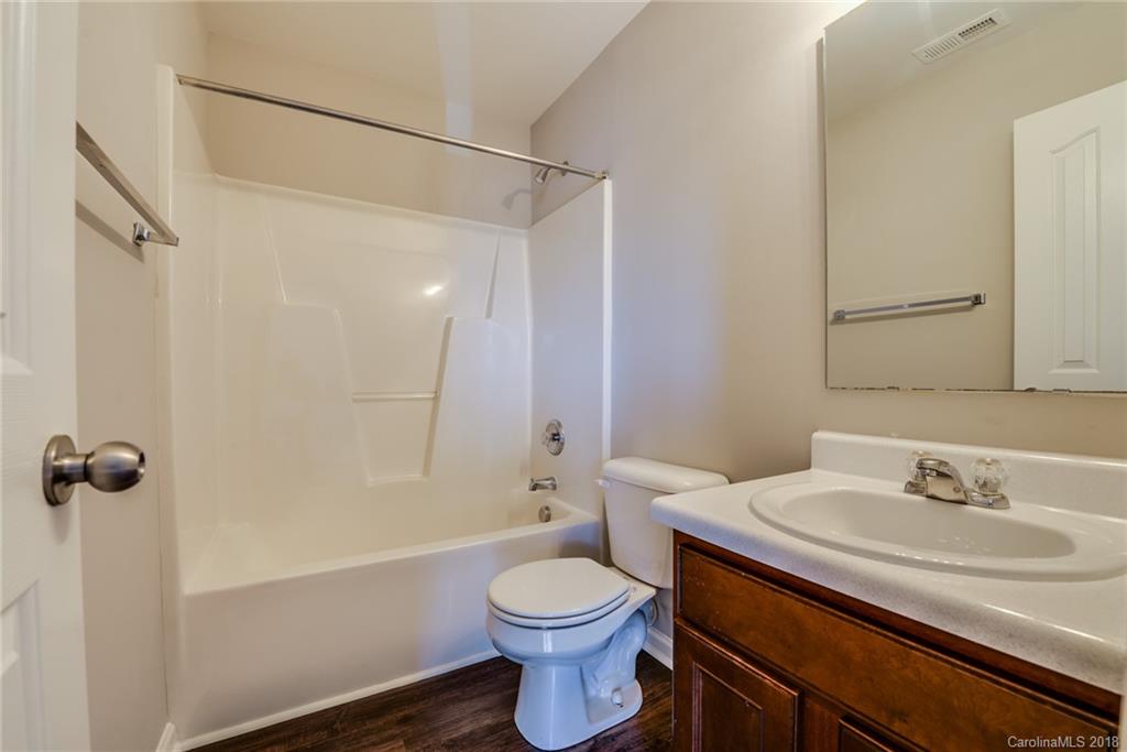 1019 Mearn Road Charlotte, NC 28216 - Photo 16 of 19