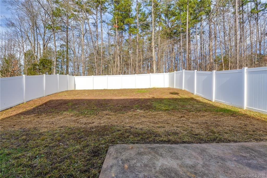1019 Mearn Road Charlotte, NC 28216 - Photo 17 of 19