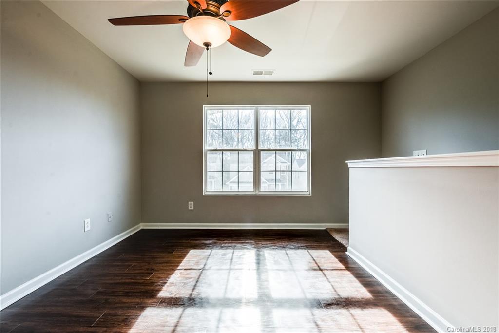1019 Mearn Road Charlotte, NC 28216 - Photo 10 of 19