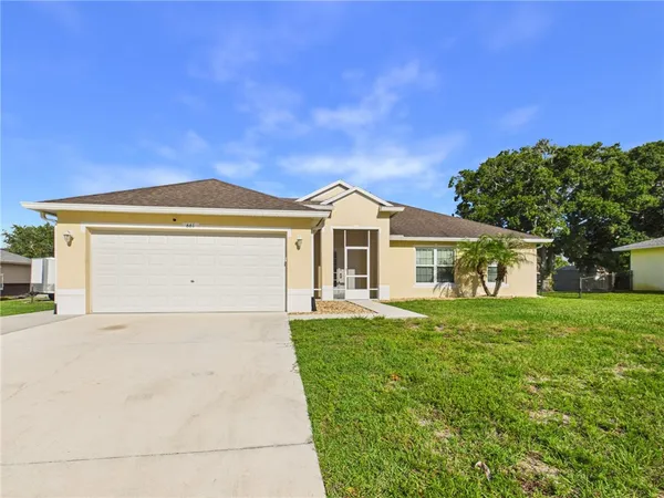$395,000 | 661 Jenkins Street, Sebastian, FL 32958