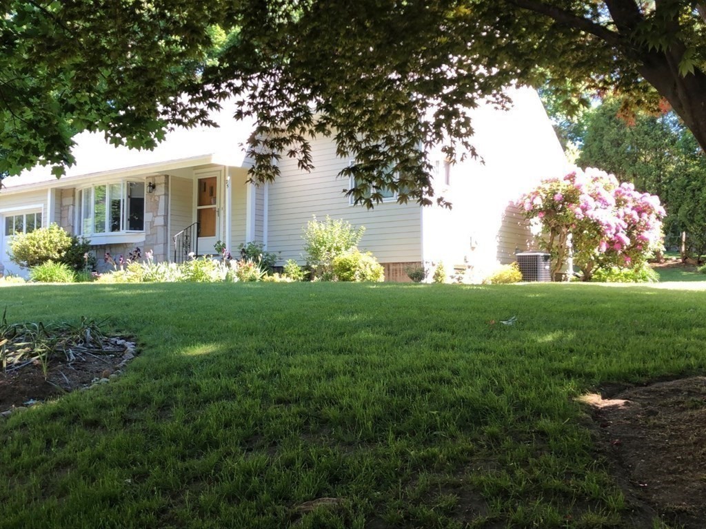 25 Strawberry Hill Road Natick, MA 01760 - Photo 10 of 10 Gallery Image 10