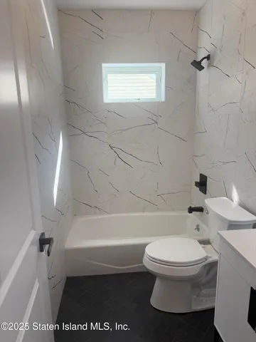 $2,199,900 | 171 Androvette Avenue | Huguenot