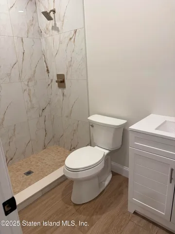 $2,199,900 | 171 Androvette Avenue | Huguenot