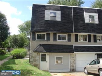 2842 Chase Road Philadelphia, PA 19152 - Photo 1 of 10 Exterior Front