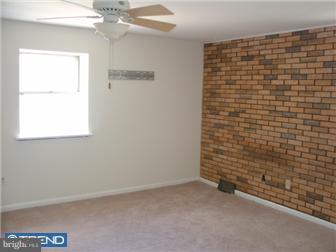2842 Chase Road Philadelphia, PA 19152 - Photo 6 of 10 Bedroom