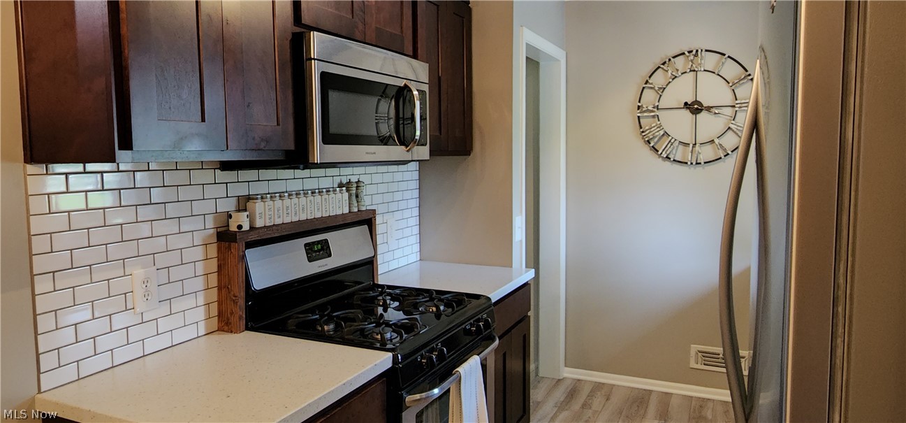 8275 Royal Ridge Drive Parma, OH 44129 - Photo 8 of 26