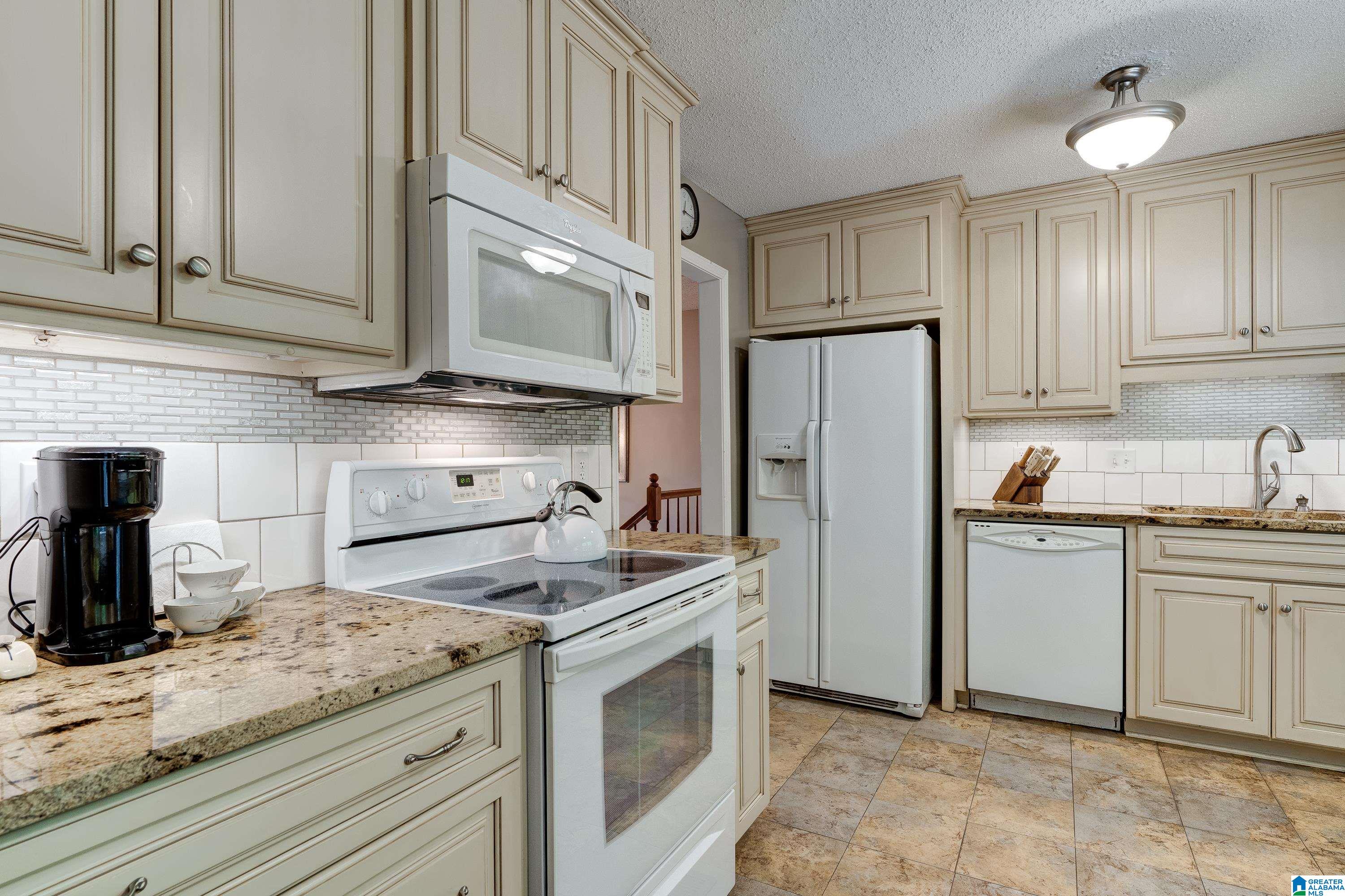 3612 Mill Springs Road Birmingham, AL 35223 - Photo 17 of 40