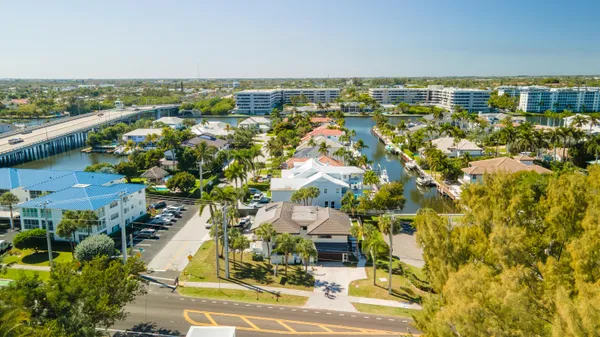 $3,029,000 | 1690 South Ocean Boulevard, Delray Beach, FL 33483