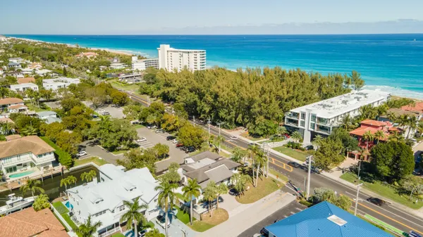 $3,029,000 | 1690 South Ocean Boulevard, Delray Beach, FL 33483