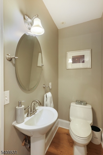 28 Hampton Road Cranford, NJ 07016 - Photo 19 of 39