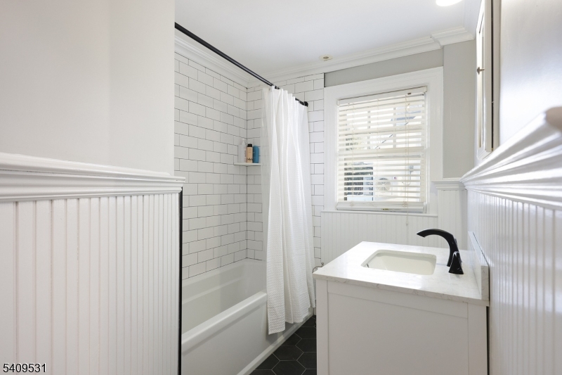 28 Hampton Road Cranford, NJ 07016 - Photo 24 of 39