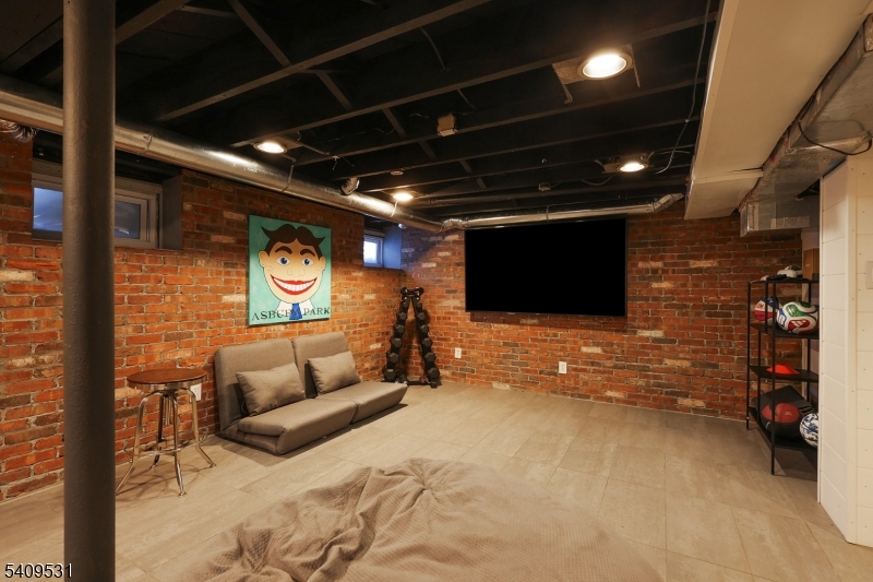 28 Hampton Road Cranford, NJ 07016 - Photo 28 of 39