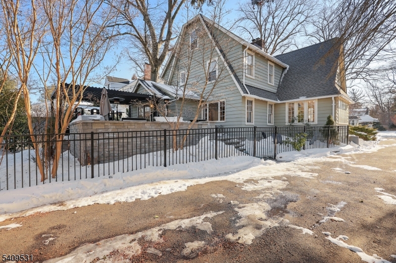 28 Hampton Road Cranford, NJ 07016 - Photo 32 of 39